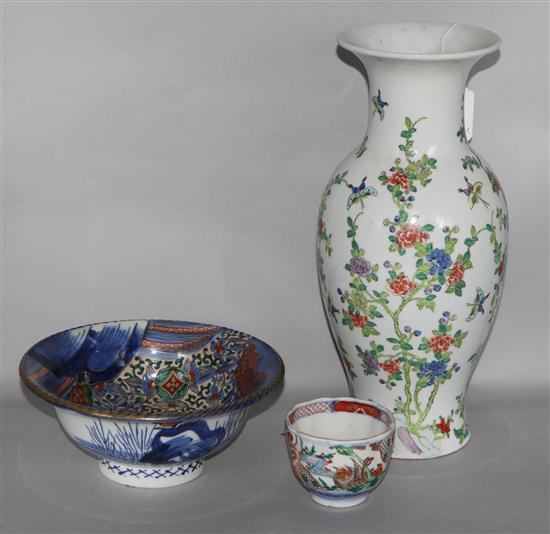 Two Japanese Imari bowls and a Chinese vase